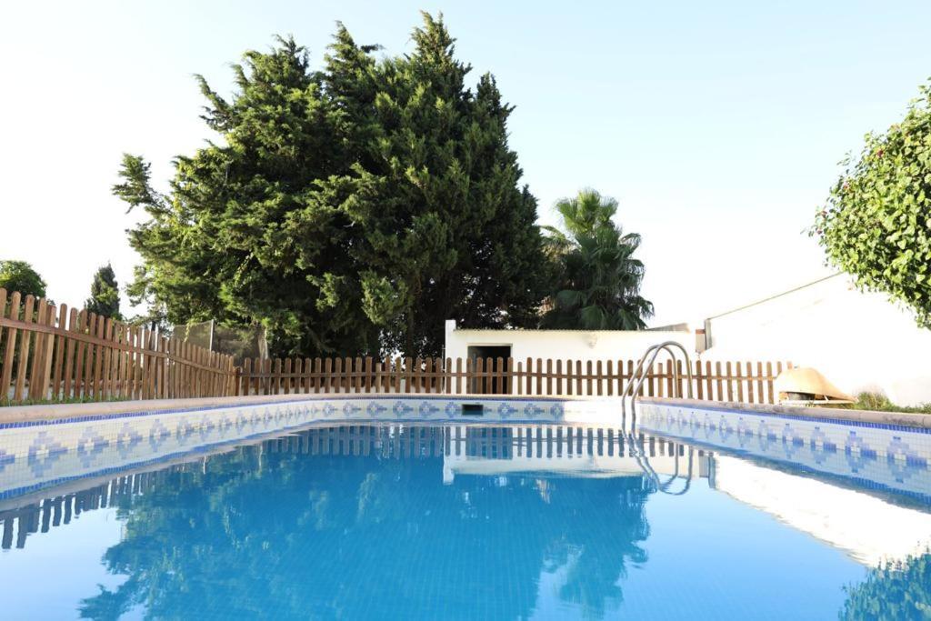 Chalet Con Piscina, Amplio Jardin Y Aire Acondicionado Chiclana de la Frontera Eksteriør bilde