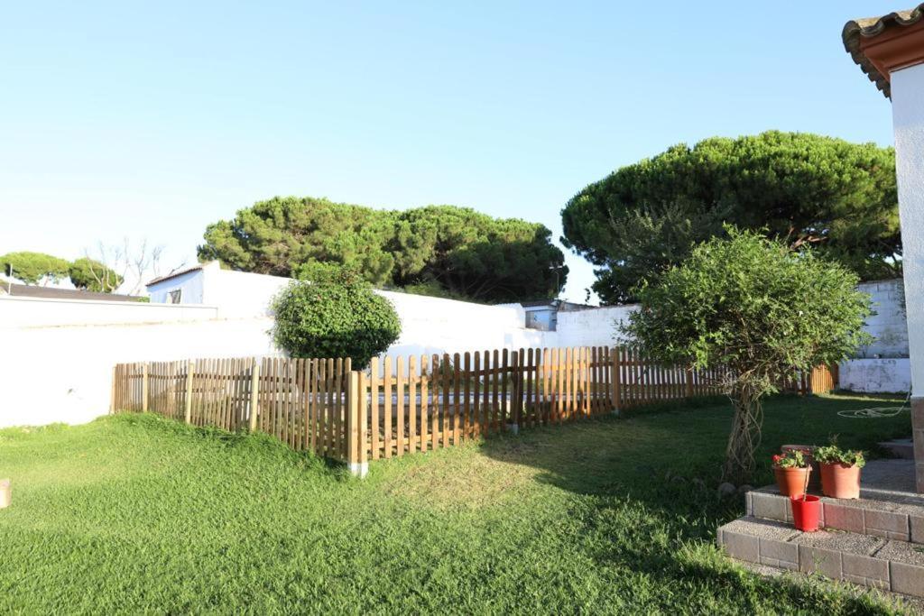 Chalet Con Piscina, Amplio Jardin Y Aire Acondicionado Chiclana de la Frontera Eksteriør bilde