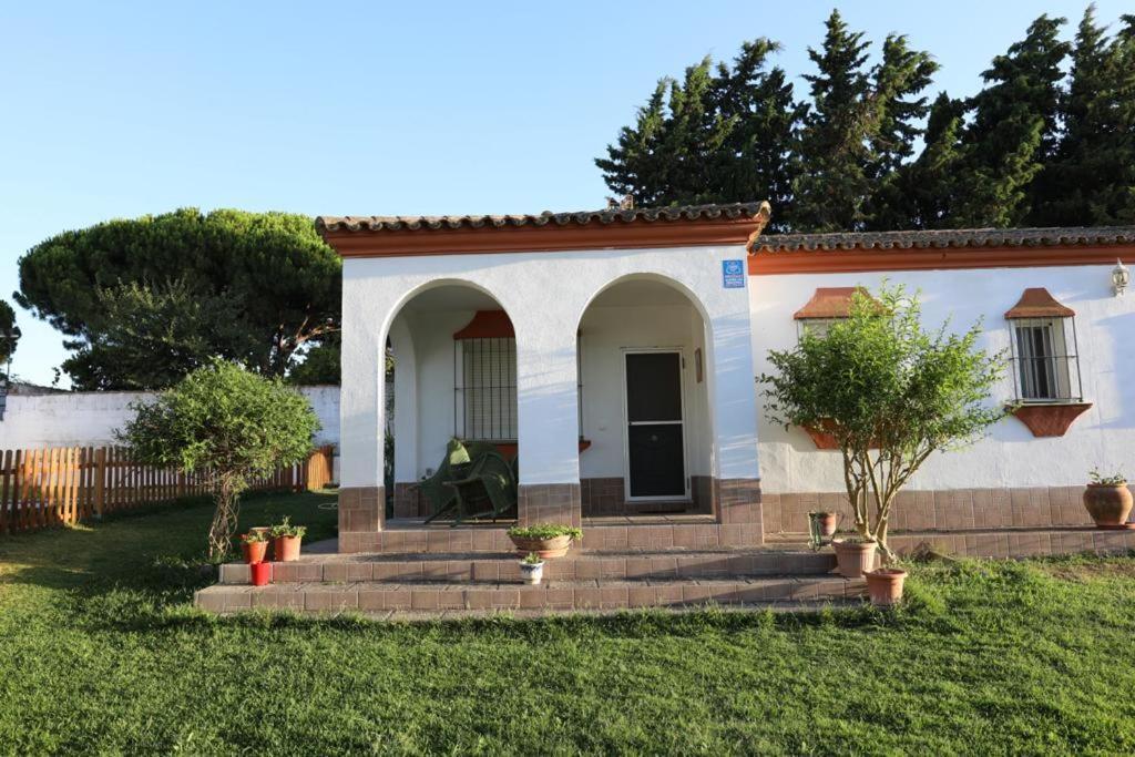 Chalet Con Piscina, Amplio Jardin Y Aire Acondicionado Chiclana de la Frontera Eksteriør bilde