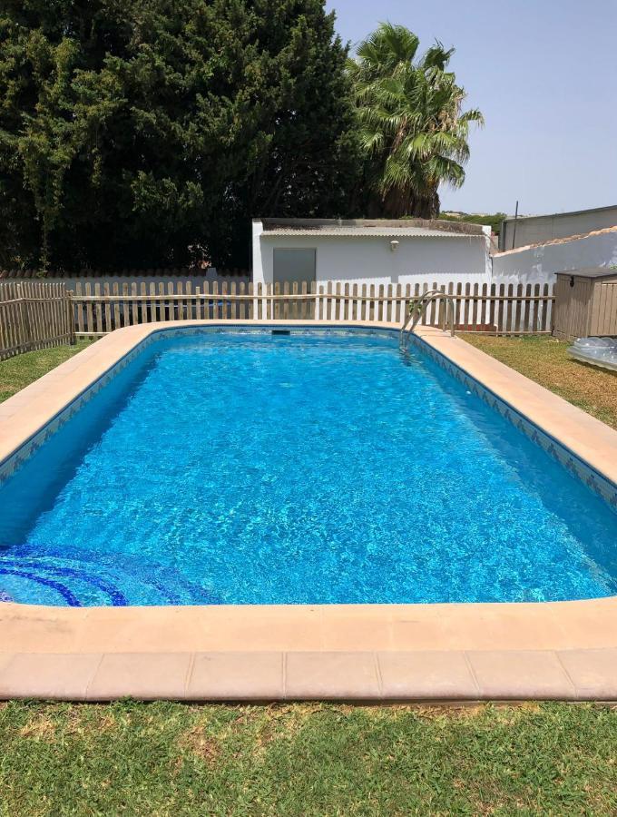 Chalet Con Piscina, Amplio Jardin Y Aire Acondicionado Chiclana de la Frontera Eksteriør bilde